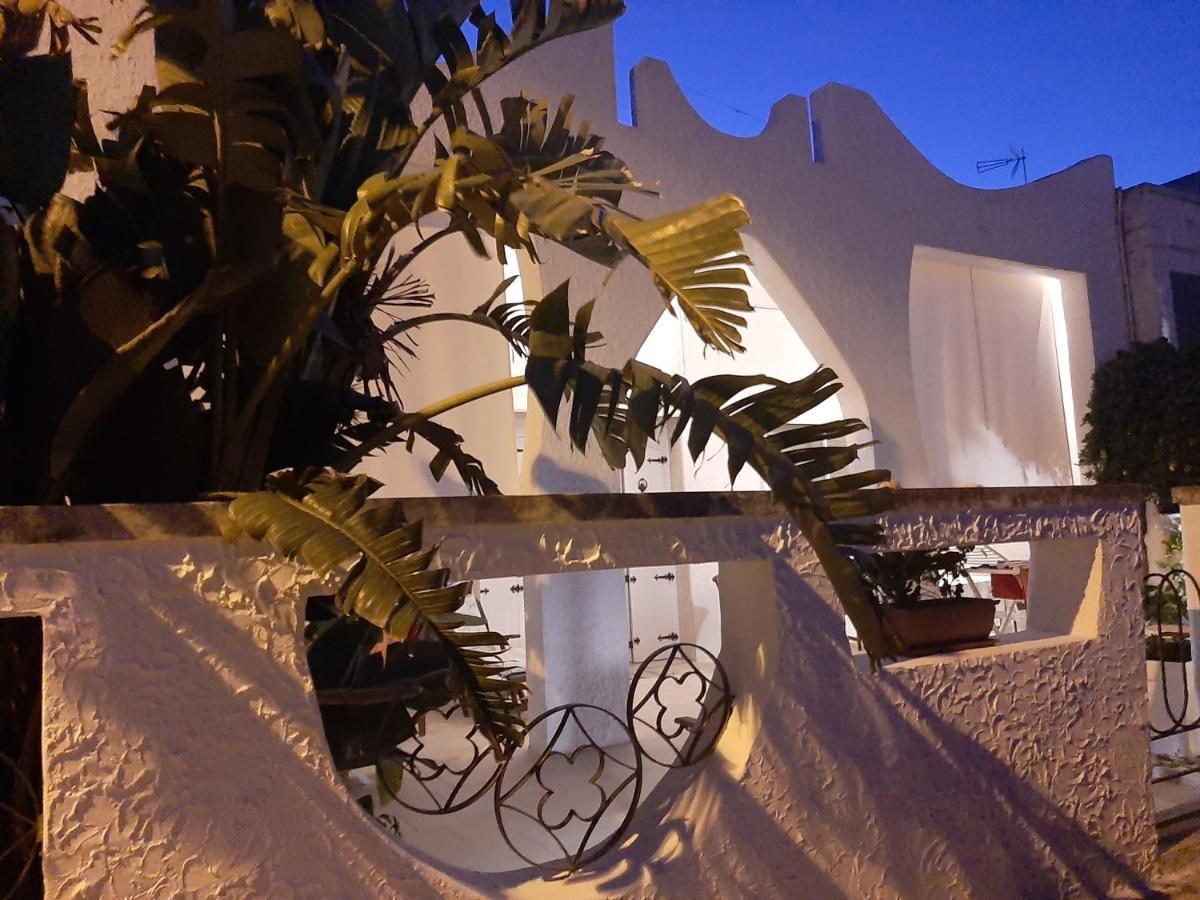 Villa Mediterranea Torre dell'Orso Exterior photo